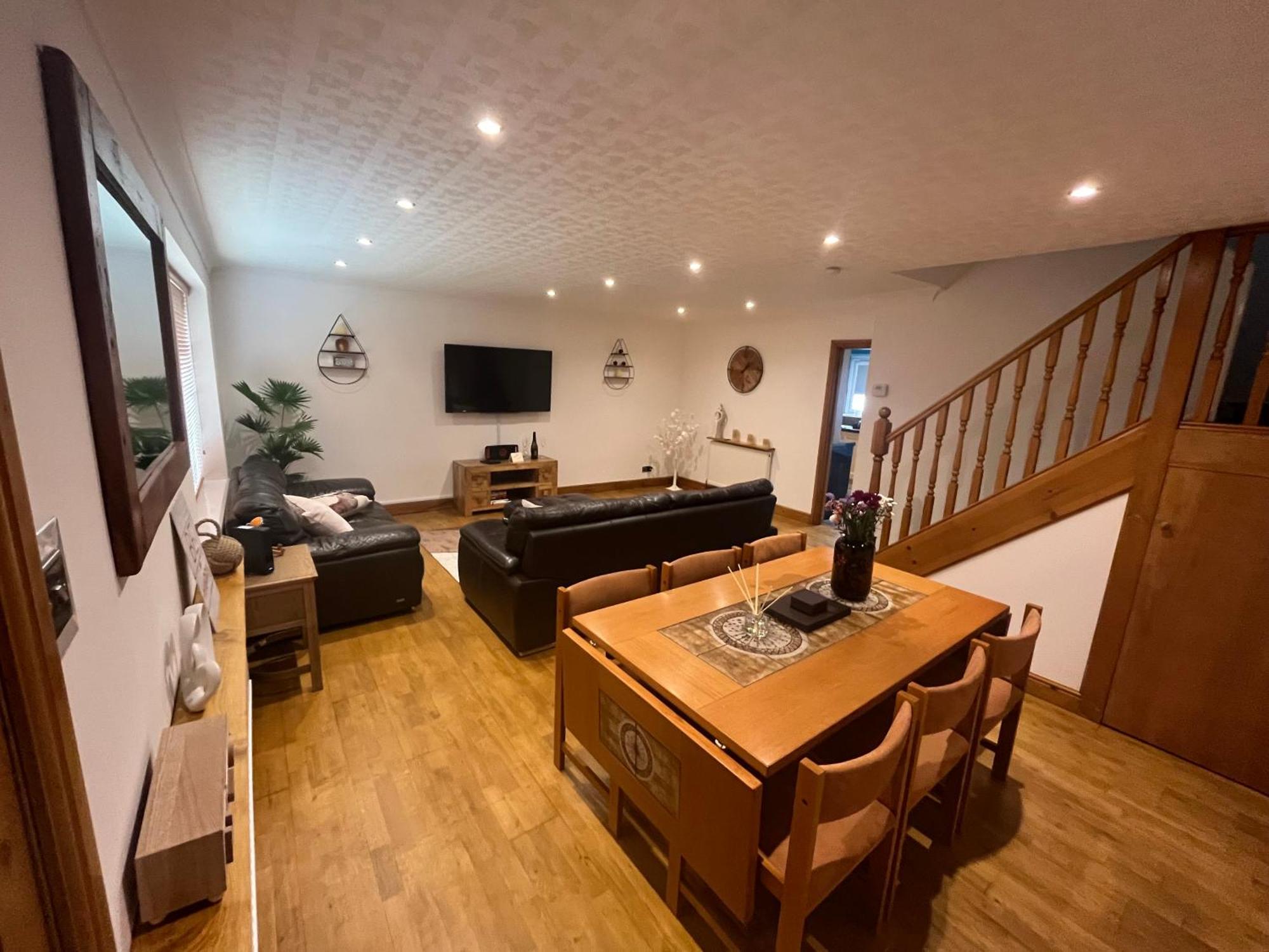 Wilford Charm Spacious 3Br Retreat In 诺丁汉 外观 照片